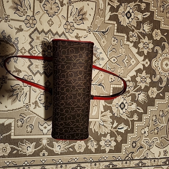 Calvin Klein NWOT shoulder monogram red/brown bag with logo charm,inside pockets - Picture 7 of 16